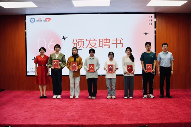 本杀体验馆在福建江夏学院启用j9九游会入口首页防艾主题剧(图2)