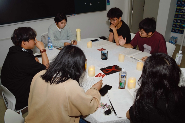 本杀体验馆在福建江夏学院启用j9九游会入口首页防艾主题剧